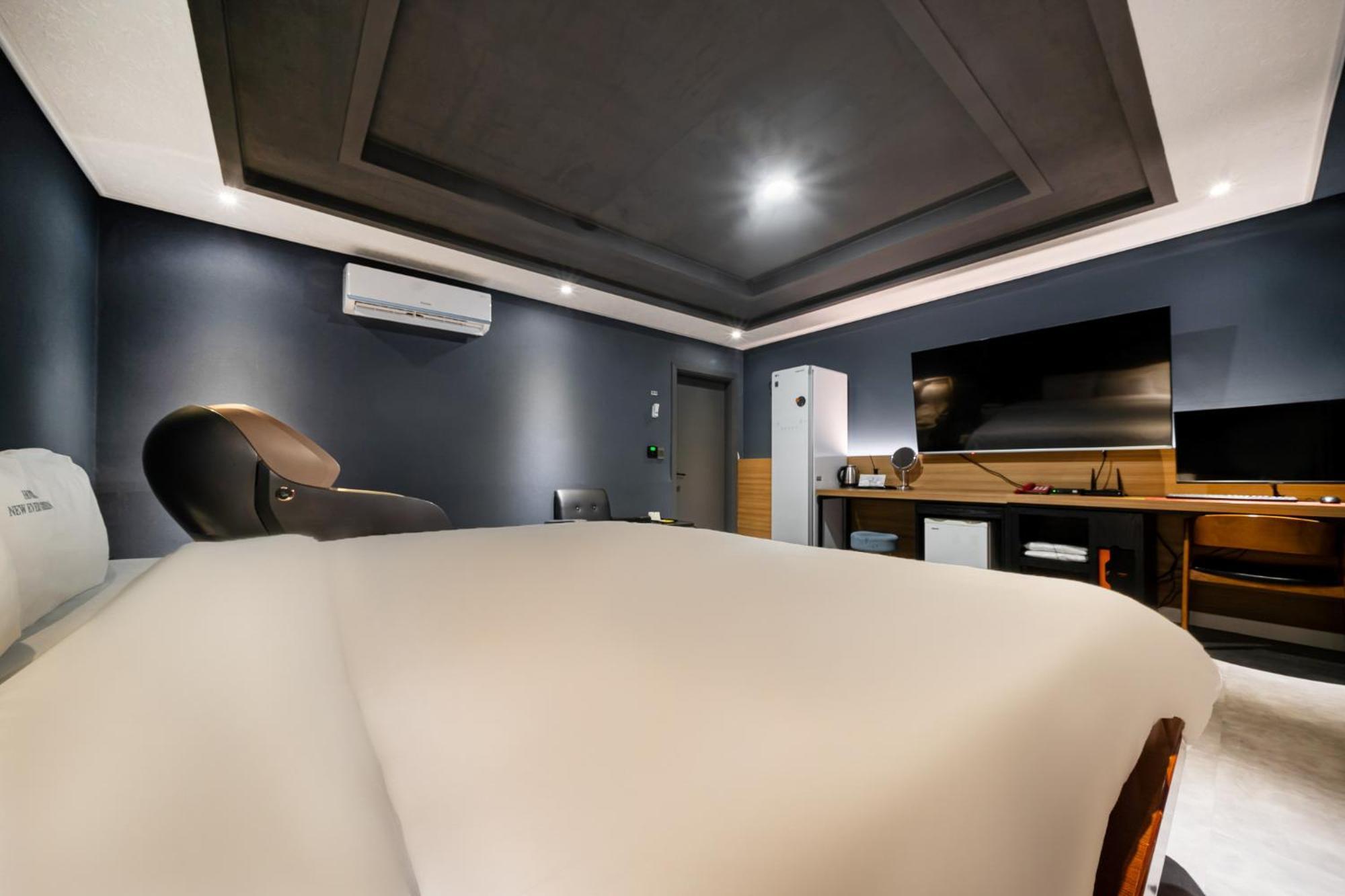 Hotel New Evergreen Мокпо Экстерьер фото