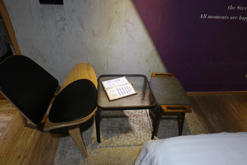 Hotel New Evergreen Мокпо Экстерьер фото